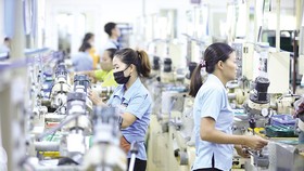 Ngành chế biến, chế tạo tăng 10,4% (cùng kỳ năm trước tăng 7,1%), đóng góp 8 điểm phần trăm vào mức tăng chung