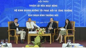 Các diễn giả đều cho rằng Chính phủ cần có những giải pháp thiết thực, mạnh mẽ và chuyên biệt hơn để giúp hộ kinh doanh hồi phục, phát triển