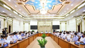 Quang cảnh cuộc họp