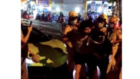 Tổ công tác khống chế đối tượng