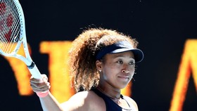 Khi Serena hết thời, đây là thời của Osaka