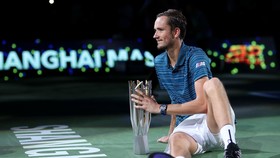 Daniil Medvedev hiểu về tầm quan trọng của tiền