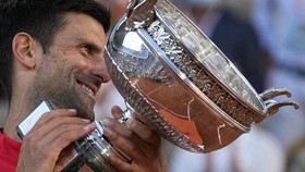 Djokovic vô địch French Open lần thứ 2