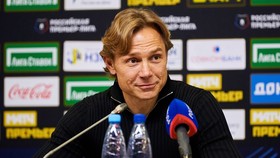 Valeri Karpin