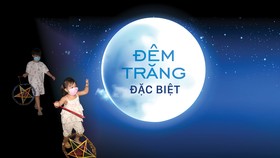 Đêm trăng đặc biệt