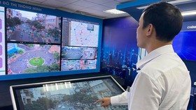 Thanks to the modern camera system, HCMC gradually manages the community based on digital platforms. (Photo: SGGP)
