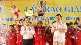 Nữ TPHCM I hai lần vô địch liên tiếp. Ảnh: Dũng Phương