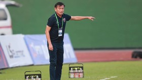 HLV Phan Thanh Hùng bất ngờ xin nghỉ phép. Ảnh: BFC