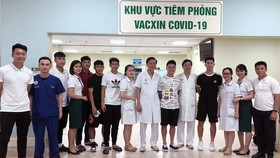 Các tuyển thủ hoàn tất mũi tiêm đầu tiên trong hai ngày 19 và 20-4