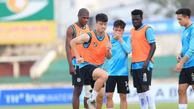 CLB Hà Nội cùng CLB Sài Gòn có giai đoạn 1 khá bết bát