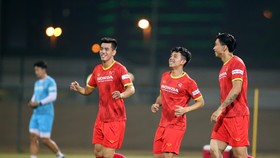 Tiến Linh, Hồng Duy và Văn Hậu - những cựu binh của ĐTVN. Ảnh: ANH KHOA