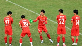Các tuyển thủ Việt Nam sẽ được nghỉ ngơi về thăm gia đình vào giữa tuần này