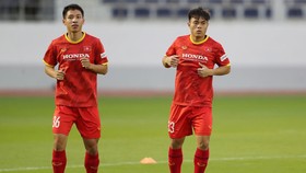 Lý Công Hoàng Anh (bên phải) sẽ có mặt tại Singapore ngày 9-12