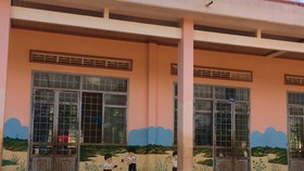 Thiếu nữ tử vong nghi “mắc kẹt” nhiều ngày trong phòng học
