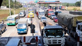 Severe traffic jams, road accidents plague major national route