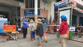 Người dân sẽ đi chợ theo ngày được phân chia nhằm tránh tập trung đông người