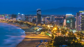 Thời gian trước, TP Đà Nẵng có phương án thí điểm vui chơi đêm ở bãi biển kích cầu du lịch thời Coivid-19
