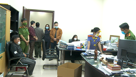 Công an Đà Nẵng thực hiện khám xét nơi làm việc của ông Nguyễn Quang Trung