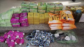 Tang vật gần 90 kg ma túy được lực lượng chức năng bắt giữ. Ảnh: TTXVN