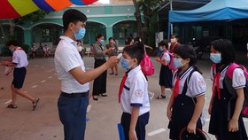 Gấp rút kiểm tra cuối năm học