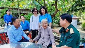 Gần 600 triệu đồng chăm lo hộ nghèo, gia đình chính sách huyện Củ Chi