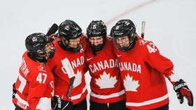 Tất cả các thành viên của Đoàn thể thao Canada phải thực hiện tiêm chủng để tranh tài ở Olympic, Paralympic mùa đông 2022. Ảnh: GETTY IMAGES