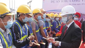 Lãnh đạo Đà Nẵng đi kiểm tra các công trình trọng điểm đầu năm