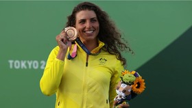 Jessica Fox đoạt tấm huy chương đồng tại Olympic Tokyo 2020. Ảnh: GETTEY IMAGES