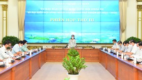 Quang cảnh phiên họp. Ảnh: VIỆT DŨNG