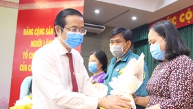 Học tập, làm theo Bác bằng việc làm cụ thể