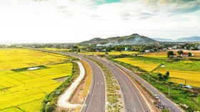 Bình Định gửi 11 kiến nghị lên Bộ GTVT để tạo nền tảng tốt nhất phát triển hạ tầng