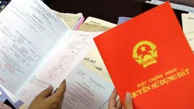 Khởi tố 4 cựu cán bộ sai phạm đất đai