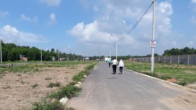 Truy tìm phụ nữ buôn đất bị tố lừa đảo trên 38 tỷ đồng