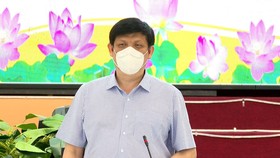 Bộ trưởng Bộ Y tế kiểm tra phòng chống dịch Covid-19 tại Long An