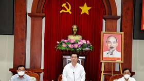 Đồng chí Nguyễn Trọng Nghĩa thăm, làm việc tại Tiền Giang