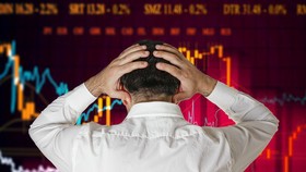 VN Index mất mốc 1.300 điểm sau 3 tháng thiết lập.