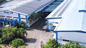 Nhà đầu tư đề nghị UBCK ‘soi’ hành vi thao túng giá của Louis Capital