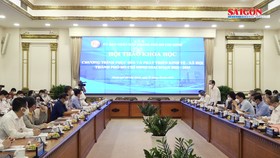Các chuyên gia hiến kế phục hồi kinh tế TPHCM