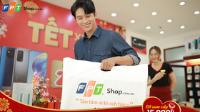 FPT Shop mang “Tết sum vầy” đến cho mọi nhà