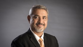 Ông Amar Babu