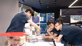 Cuộc thi Solve for Tomorrow 2021 nhằm khuyến khích các em ứng dụng công nghệ vào trong thực tiễn