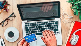 Luôn cẩn thận khi mua sắm trực tuyếh