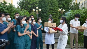 Tổng cục Du lịch Hàn Quốc “Trao yêu thương, Tiếp sức mạnh” tới y bác sĩ Việt Nam nơi tuyến đầu chống dịch