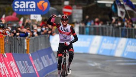 Joe Dombrowski chiến thắng chặng 4 Giro d’Italia 2021