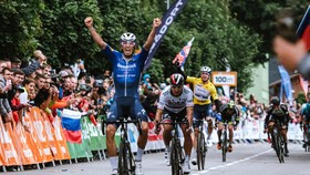 Jannik Steimle rút thắng Peter Sagan