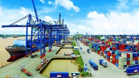 Giữa dịch Covid-19, xuất khẩu hàng hóa của TPHCM vẫn đạt hơn 15 tỷ USD 4 tháng đầu năm. Ảnh: Báo HQ