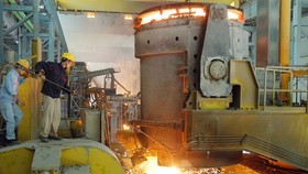 Steel production at Phu My Steel Company. (Photo: SGGP)