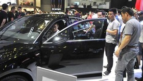 Imported automobiles into Vietnam decrease sharply