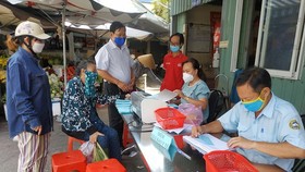HCMC preps food supply plans when social distancing loosened
