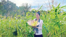 Vietnamese agricultural product journey of two young women